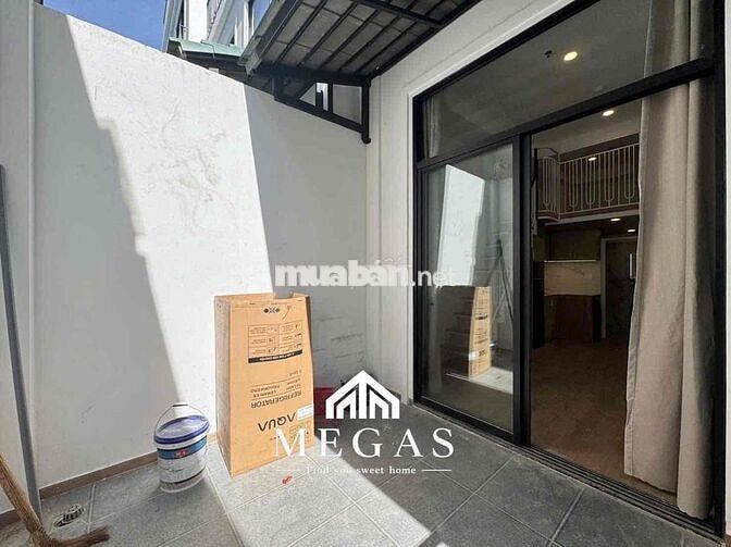 DUPLEX - FULL NỘI THẤT - MỚI XÂY - BAN CÔNG TO NGAY CÔNG VIÊN LÀNG HOA