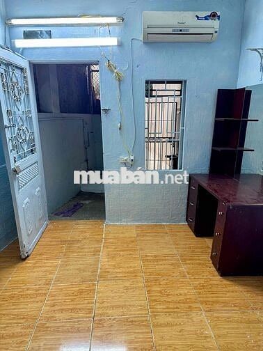 Nhà cấp 4 đủ điều hoà, nóng lạnh, tủ lạnh lối đi độc lập