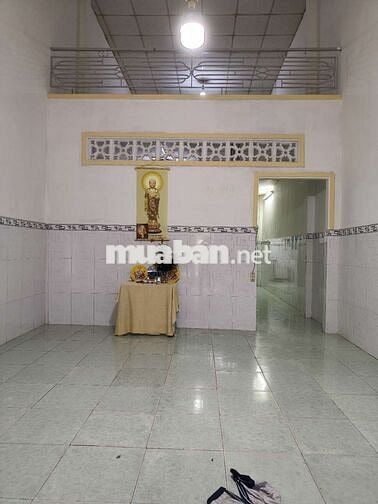 Cho thuê nhà nguyên căn Quốc Lộ 50 gần Tạ Quang Buu 4x15 có 2 phòng