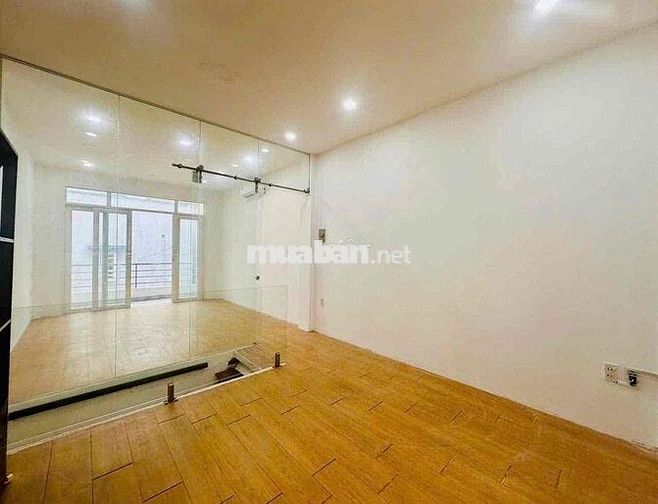 nhà nc mới đẹp hxh 4x12 trệt lầu 2pn hoàng hoa thám p6 bunhf thạnh
