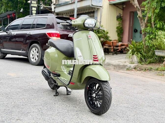 Piaggio Vespa Sprint 2024 Xanh rêu 6000km
