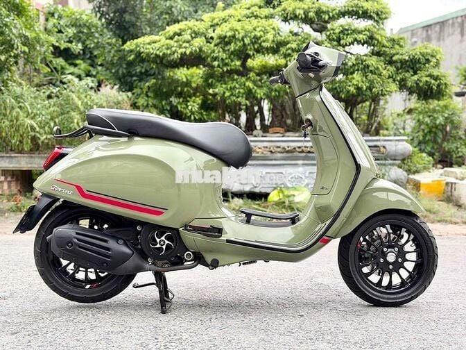 Piaggio Vespa Sprint 2024 Xanh rêu 6000km