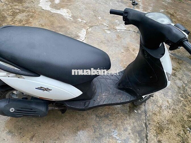 Piaggio Zip Trắng, Đen Xăng