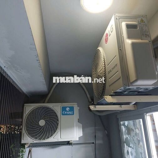 Chung cư 312 Lạc Long Quân quận 11 bán căn 2 phòng ngủ, có thang máy