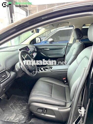 Cần Bán Gấp VinFast VF8 Eco 2022 Đen - Siêu Lướt
