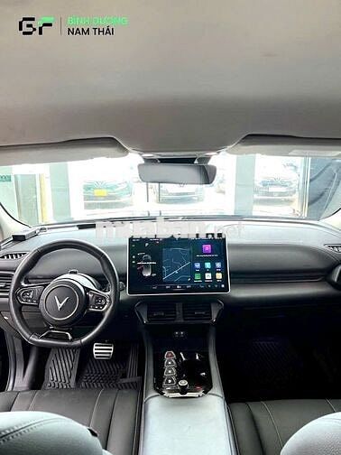Cần Bán Gấp VinFast VF8 Eco 2022 Đen - Siêu Lướt