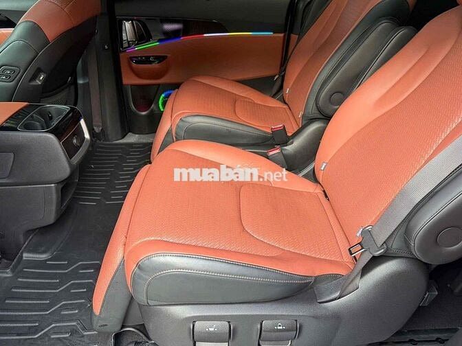 Kia Carnival Signature 3.5G 2022 Xanh 5 vạn km