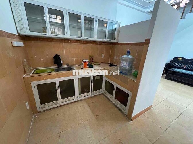 cho thuê nhà 2tầng 2pn-2wc Trần Cao Vân gần Hà Huy Tập