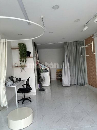  MT Lý Thánh Tông – Nhà Mới Đẹp – 2PN, 3 Máy Lạnh – Chỉ 11 Triệu/Th