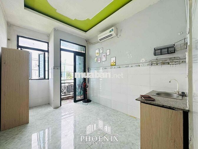 Phòng Ban Công Giá Rẻ Ngay Công Viên Phần Mềm Quang Trung