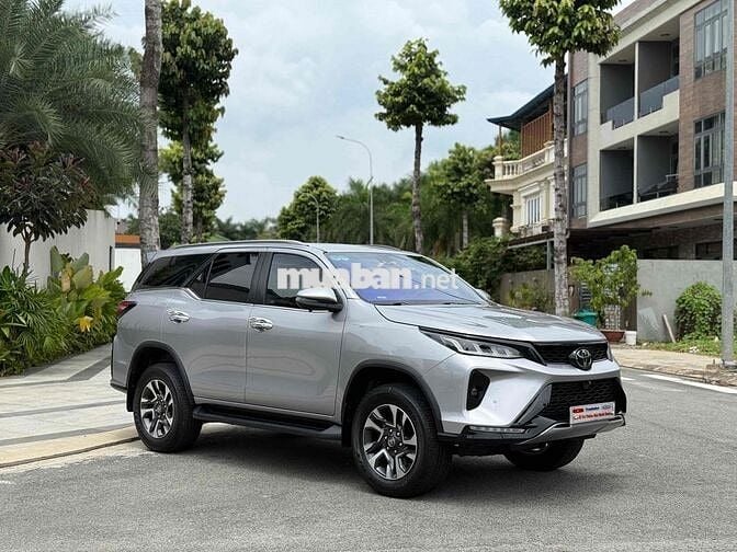 Toyota Fortuner Legender 2.8L 4x4AT 2022