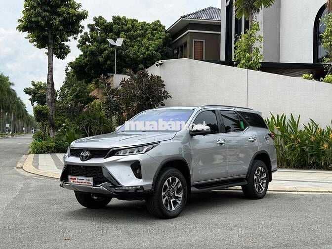 Toyota Fortuner Legender 2.8L 4x4AT 2022