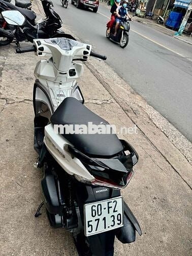 🟢🟢 AB 125 Trắng đen đký 2017 xe đẹp có trả góp