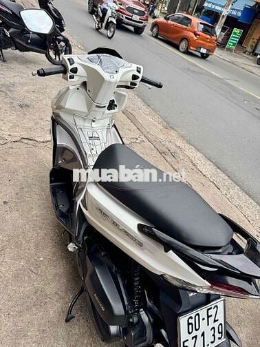 🟢🟢 AB 125 Trắng đen đký 2017 xe đẹp có trả góp