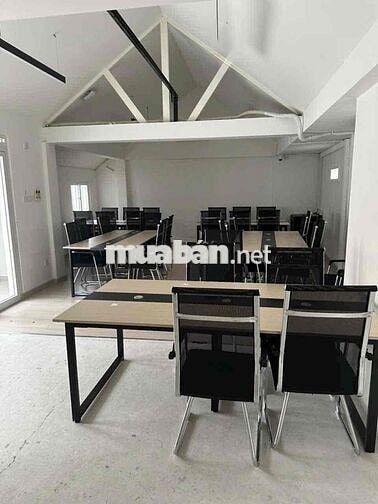 Cho thuê mt nội bộ Bàu Cát 12x17 - 3 lầu 90tr