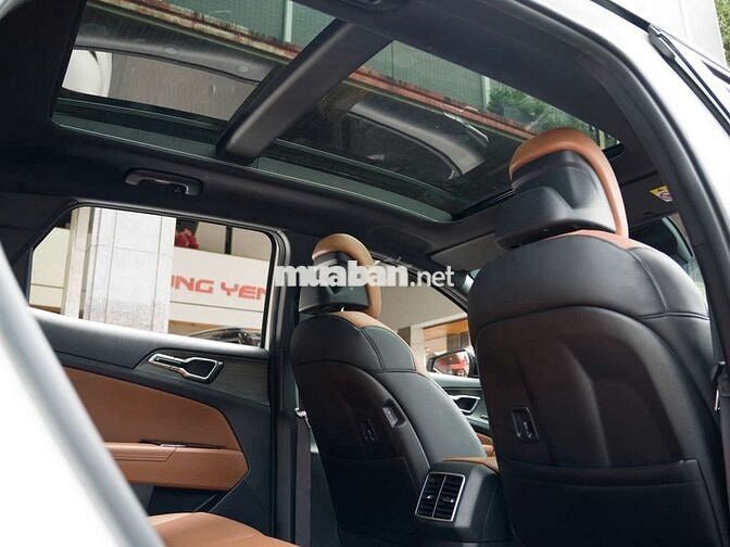 KIA Sportage X-line Signature Trắng 32040 km