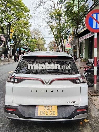 Xe điện VinFast VF e34 Trắng