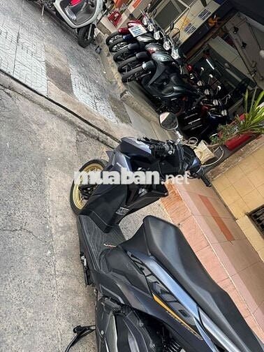 🟡🟡 Vario 125 2022 Xanh đen Smartkey ngay chủ
