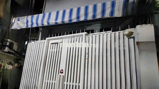 CHO THUÊ NHÀ PHẠM NGỦ LẢO,QUẬN 1(2 PN,3 WC) CÓ NỘI THẤT