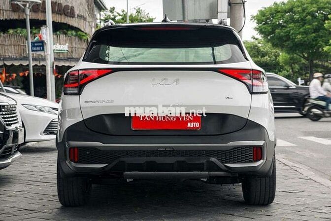 KIA Sportage X-line Signature Trắng 32040 km