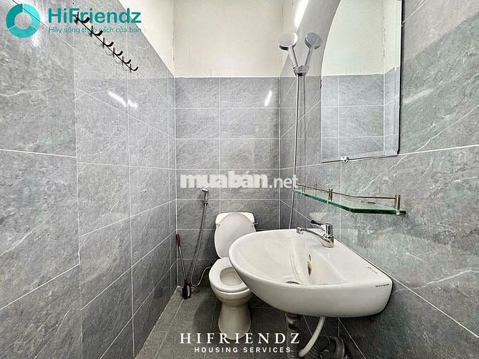 CĂN HỘ 2PN SÁT CẦU NGUYỄN TRI PHƯƠNG,FREE XE,DỄ ĐIQ Q5, DỌN VÀO Ở LIỀN