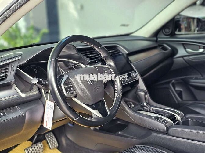 Honda Civic 1.5L Turbo 2017 Trắng Tự động