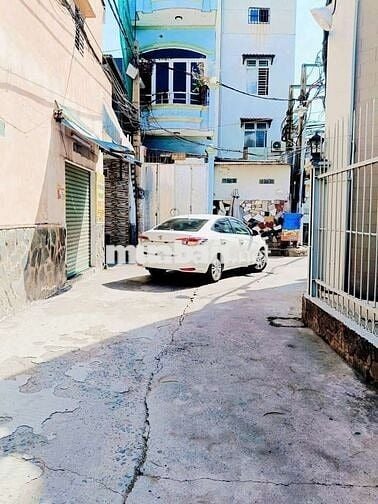 Gò vấp Hẻm xe hơi 2 tầng  chỉ 3 tỷ 