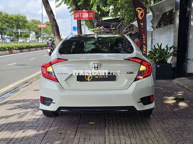 Honda Civic 1.5L Turbo 2017 Trắng Tự động