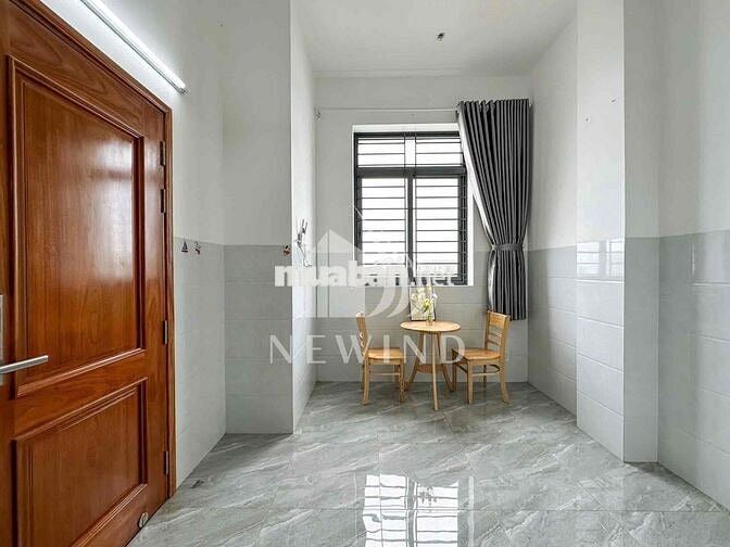 Cho thuê căn hộ studio có gác lửng nội thất cơ bản