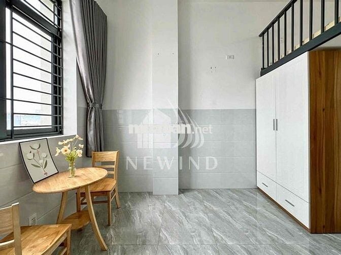 Cho thuê căn hộ studio có gác lửng nội thất cơ bản