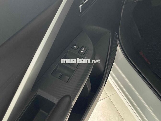 Mitsubishi Xpander 7 chỗ Trắng 31028 km