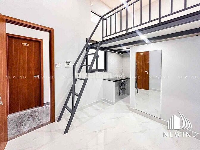Phòng gác lửng cao sạch đẹp ngay chợ kế bên KCX, UFM tiện về Q4, Q1