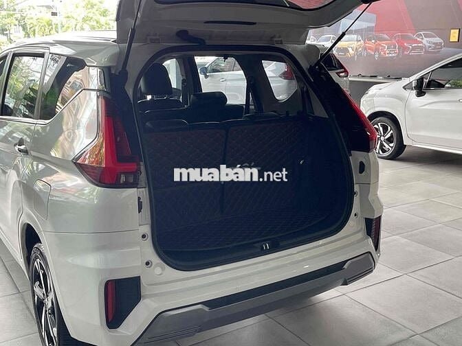 Mitsubishi Xpander 7 chỗ Trắng 31028 km