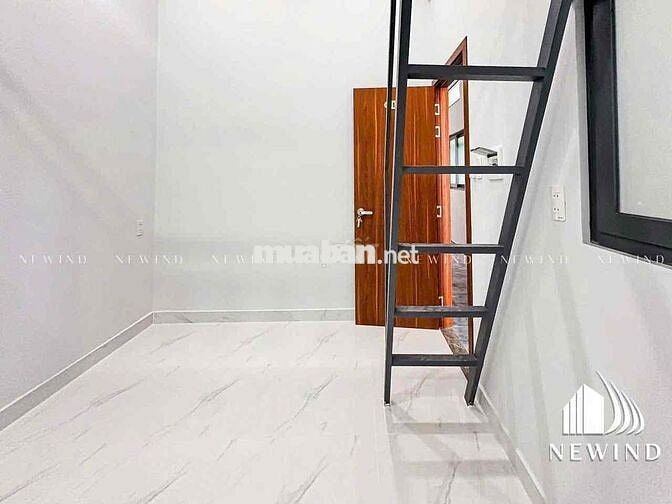 Phòng gác lửng cao sạch đẹp ngay chợ kế bên KCX, UFM tiện về Q4, Q1