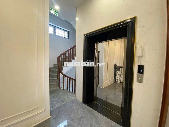 Chính chủ cho thuê toà nhà văn phòng 10 tầng