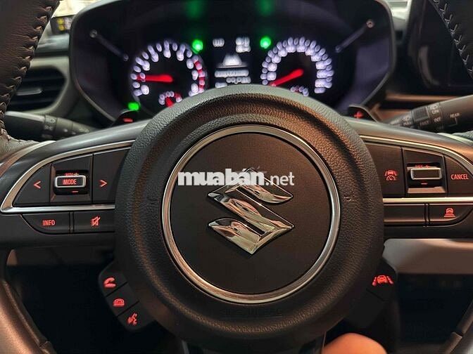 🩶 𝑺𝑼𝒁𝑼𝑲𝑰 𝑺𝑾𝑰𝑭𝑻 🩶SX 2025 ‼️13.000KM