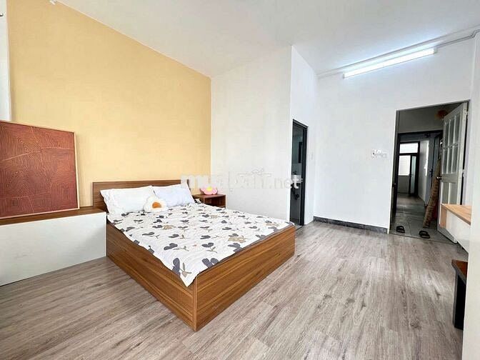 CĂN HỘ BAN CÔNG TÁCH BẾP CỰC CHILL FULL NỘI THẤT GIÁP QUẬN PHÚ NHUẬN