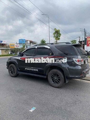 Toyota Fortuner 2013 Xám 7 chỗ Xăng Tự động