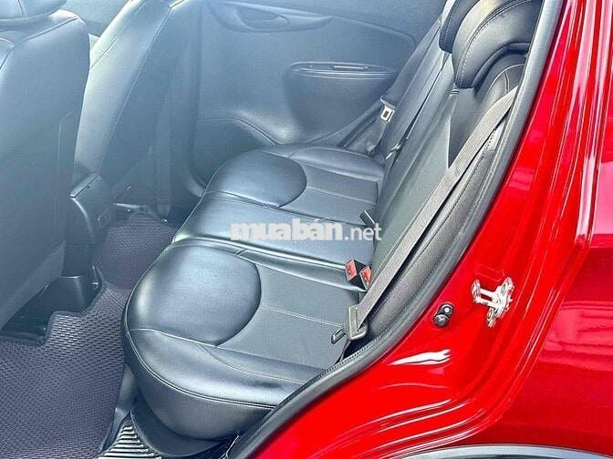 VinFast Fadil 2021 1.4 Base Tự động bao zin ,chêch