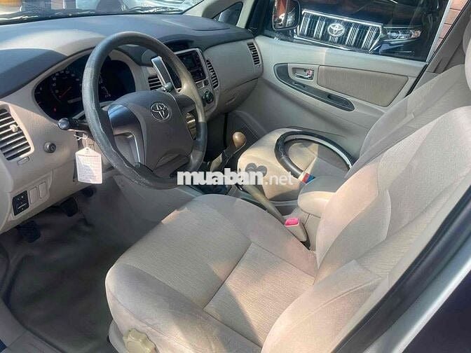 Toyota Innova 2015 MT 13 vạn Bạc