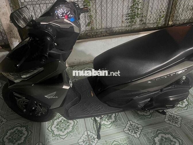 Honda Vario 150 2018 Vàng cát mẫu củ