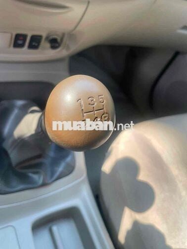 Toyota Innova 2015 MT 13 vạn Bạc