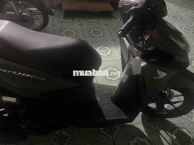 Honda Vario 150 2018 Vàng cát mẫu củ