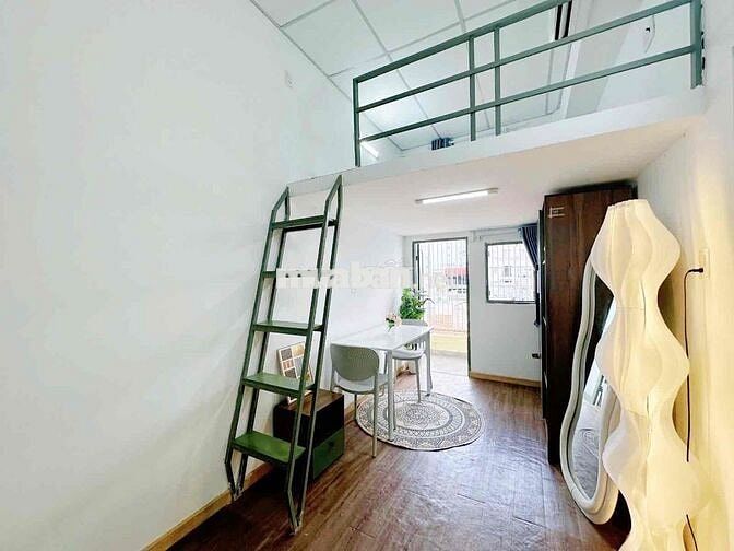 Hệ Thống Căn Hộ Ban Công Full Nội Thất Gần Ngã Tư Hàng Xanh, Các Quận