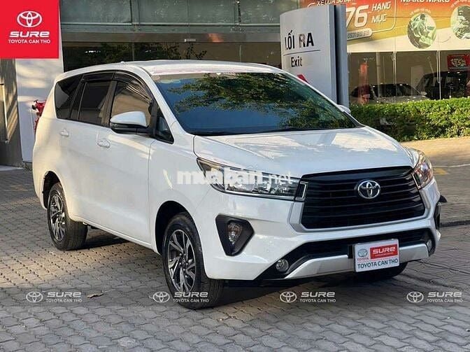 Toyota Innova E 2022 Trắng Số sàn 5 cấp