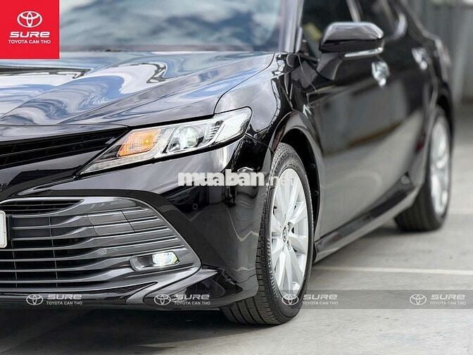 Toyota Camry 2.0G 2021 Đen CHÍNH HÃNG