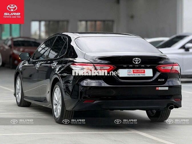 Toyota Camry 2.0G 2021 Đen CHÍNH HÃNG