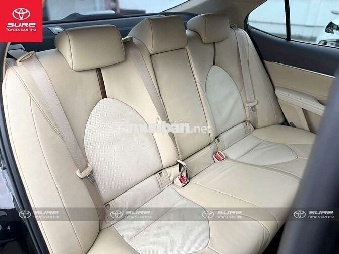 Toyota Camry 2.0G 2021 Đen CHÍNH HÃNG