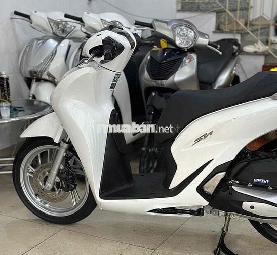 SH125/2025/Odd 3000KM.BSTP.Chích chủ.Trắng Sport
