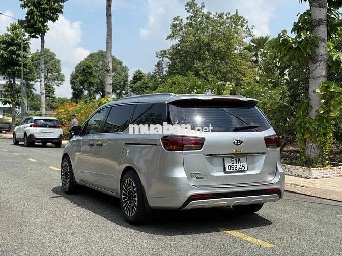 KIA Sedona 2.2L DATH SX 2018 Bạc